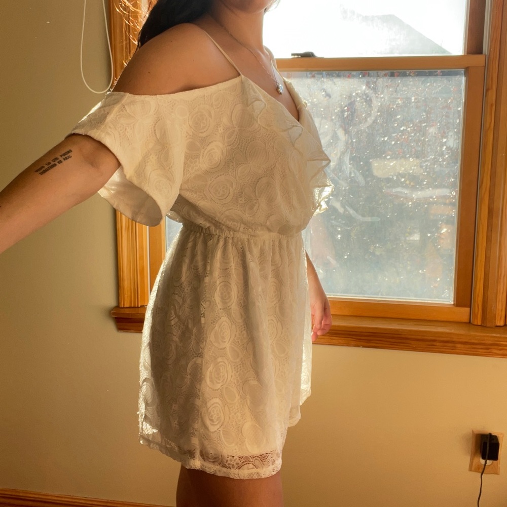 Romper - Picture 2 of 3